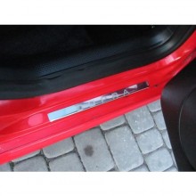 Nakadki ochronne na progi Seat Leon - listwy progowe
