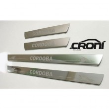 Nakadki ochronne na progi Seat Cordoba Vario - listwy progowe