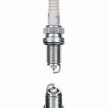 wieca zaponowa NGK 2215