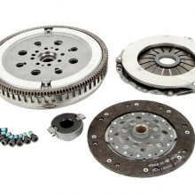 Sprzgo z koem dwumasowym LUK 600 0049 00