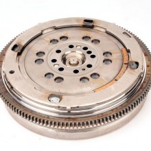 Koo zamachowe dwumasowe LUK 415 0066 10