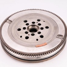 Koo zamachowe dwumasowe LUK 415 0257 10 - darmowa dostawa do 5000 warsztatw Motointegrator Partner i 170 sklepw Inter Cars