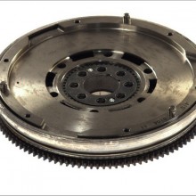 Koo zamachowe dwumasowe LUK 415 0105 10