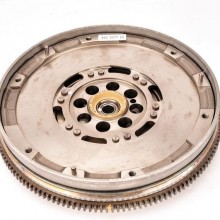 Koo zamachowe dwumasowe LUK 415 0077 10