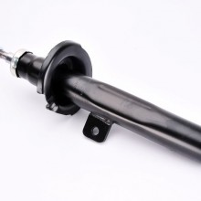 Amortyzator, przednia o� KAYABA 633727 - darmowa dostawa do 5000 warsztat�w Motointegrator Partner i 170 sklep�w Inter Cars