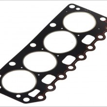 Uszczelka g�owicy cylindr�w ELRING 561.951 - darmowa dostawa do 5000 warsztat�w Motointegrator Partner i 170 sklep�w Inter Cars