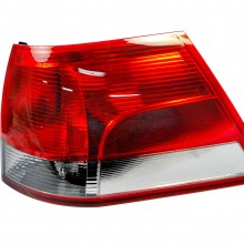 Lampa tylna MAGNETI MARELLI 715001009004