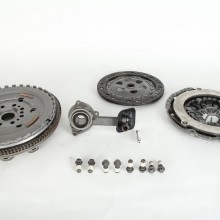 Sprzgo z koem dwumasowym LUK 600 0045 00