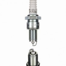 wieca zaponowa NGK 7038